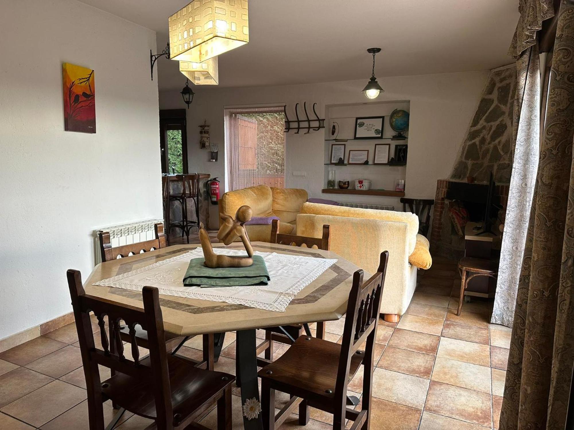 בית הארחה La Serrada 	Vivienda De Uso Turistico El Nido מראה חיצוני תמונה